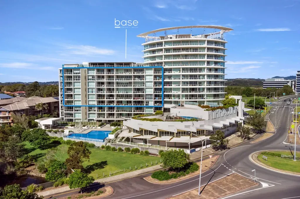 Coolangatta 2房  Beachfront Tropical Oasis Awaits!