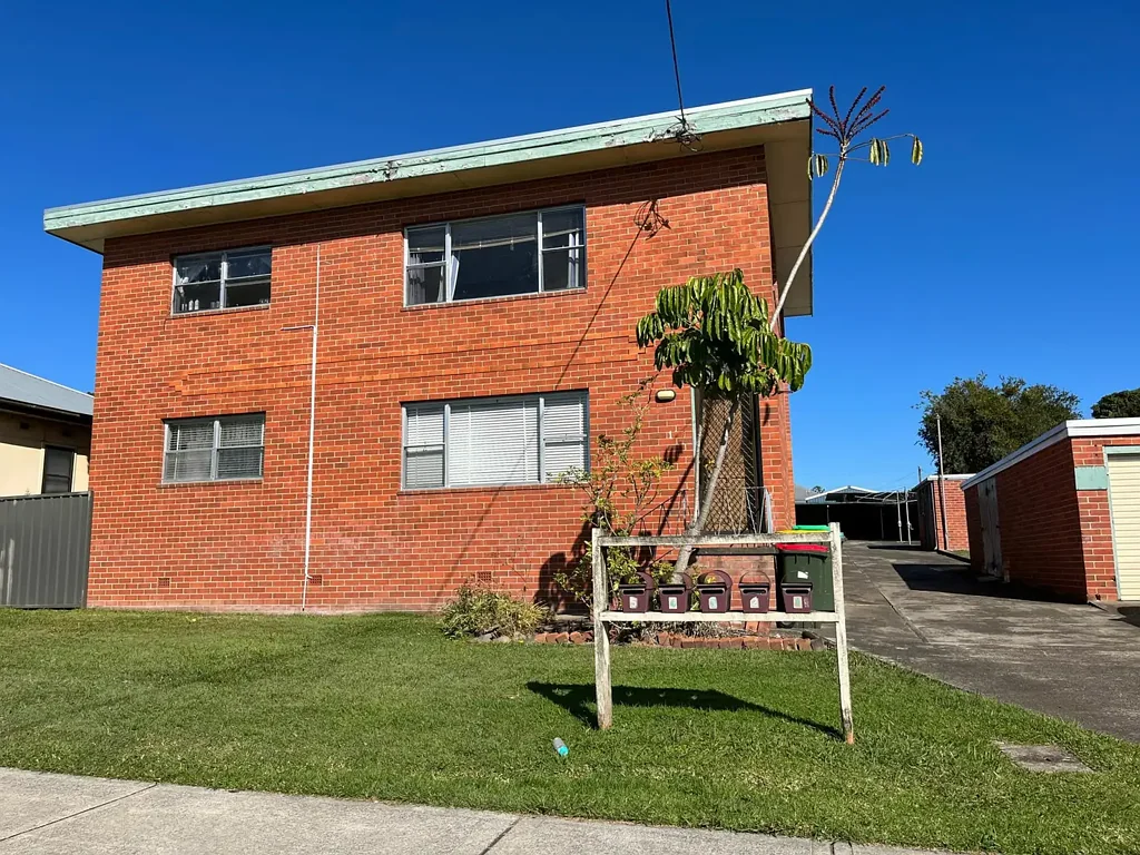Tidy Two Bedroom Unit
