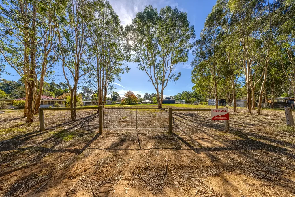 Briagolong SET AMONGST THE GUM TREES
