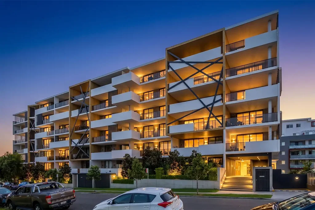 Campbelltown 1कमरा Grand Top Floor Corner Apartment