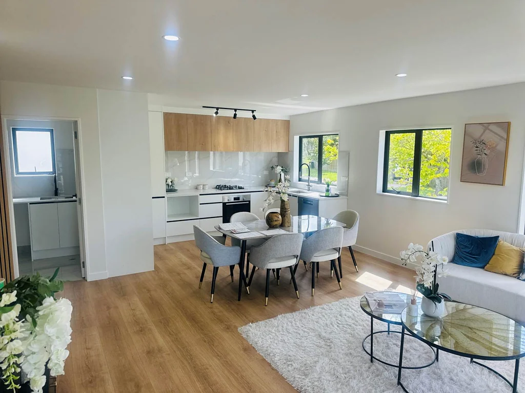 Papatoetoe 3 Slaapkamer Brand-New Duplex Homes Designed for Modern Life