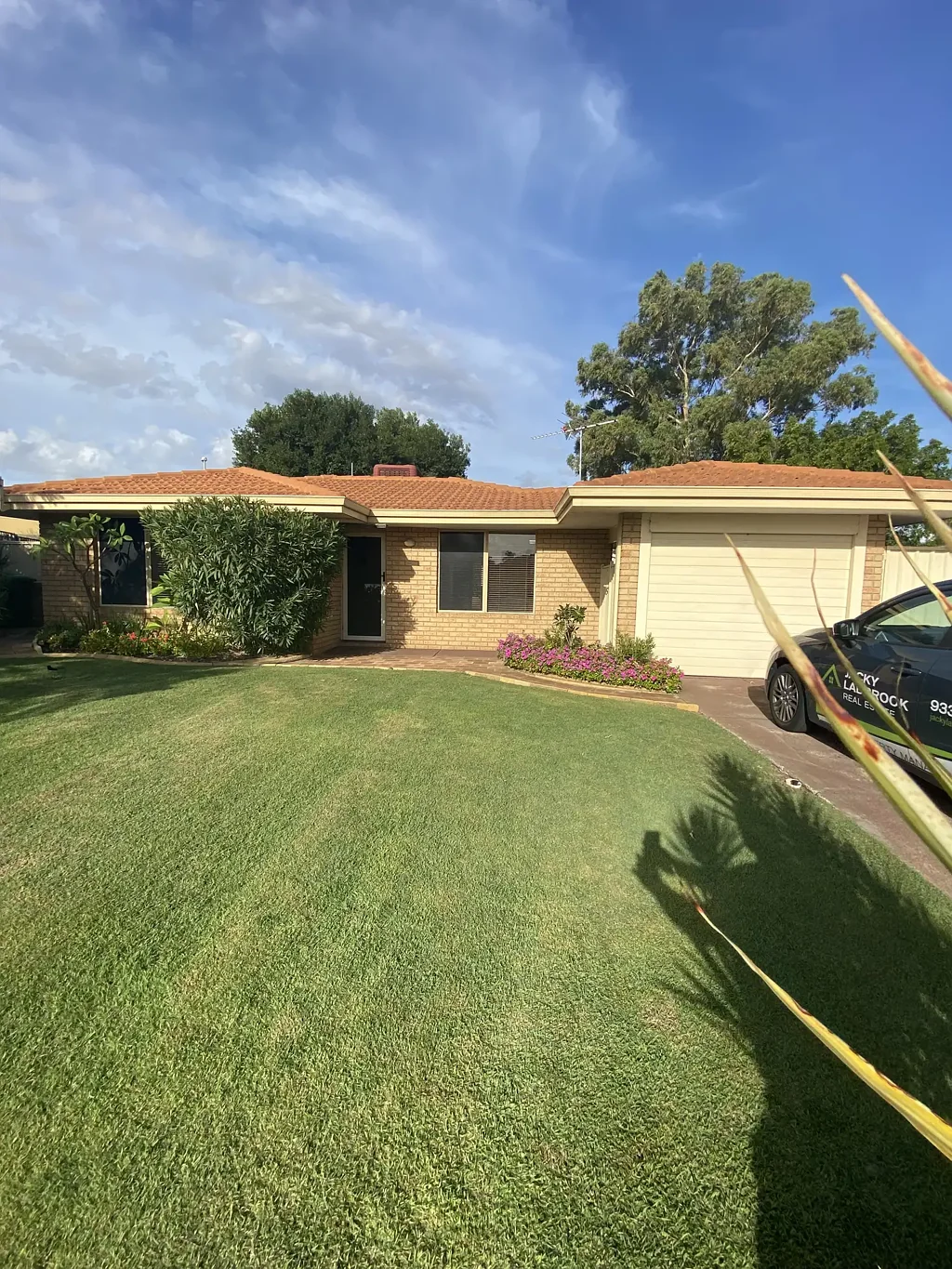 17 Jeavons Place, South Lake, WA 6164