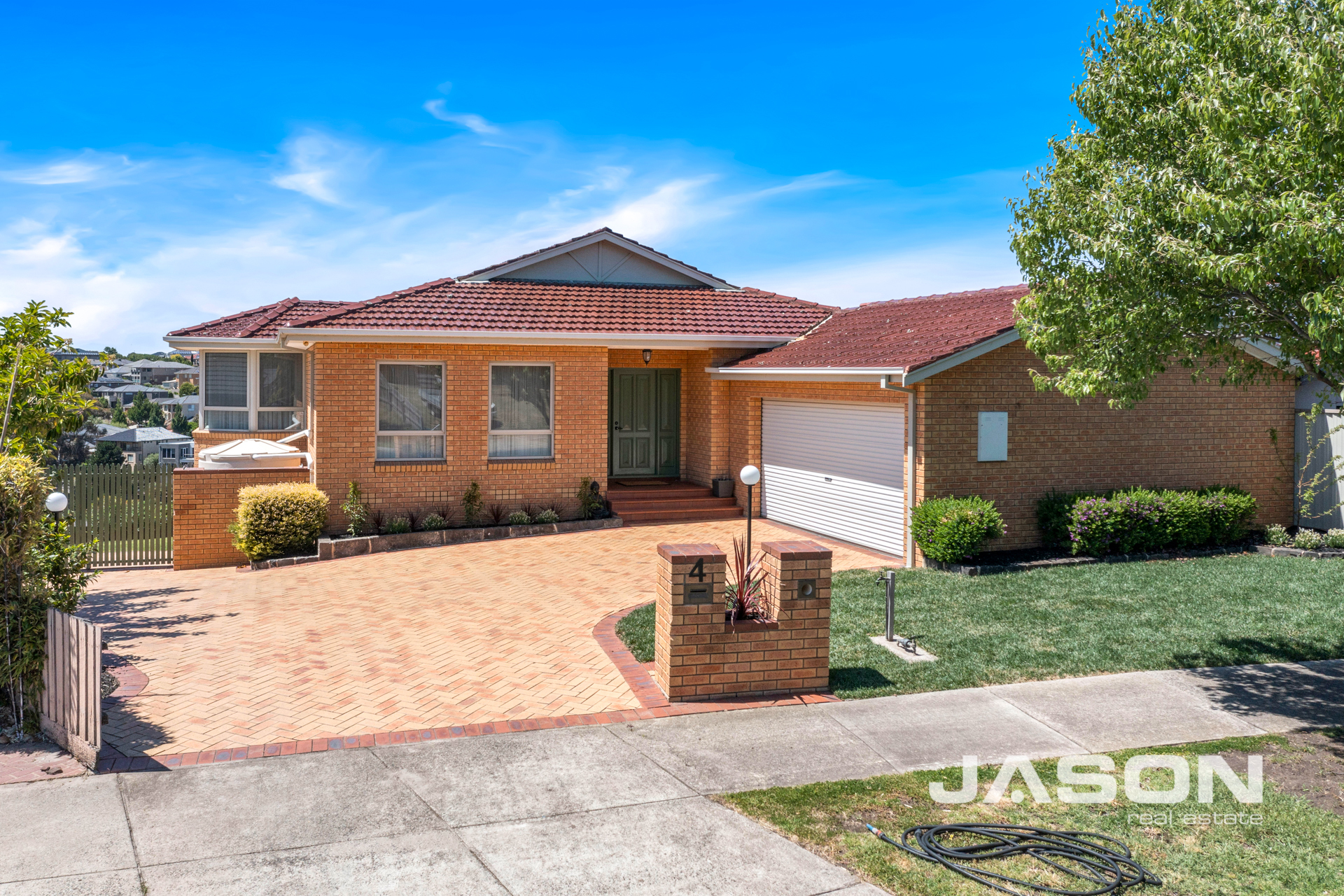 4 FERNYHILL CT, GREENVALE VIC 3059, 0房, 0浴, House