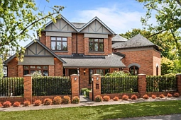 31 Knutsford Street, Balwyn