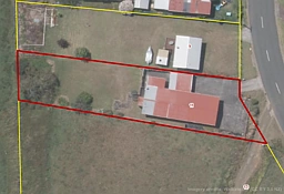 11 Te Hutewai Road, Raglan