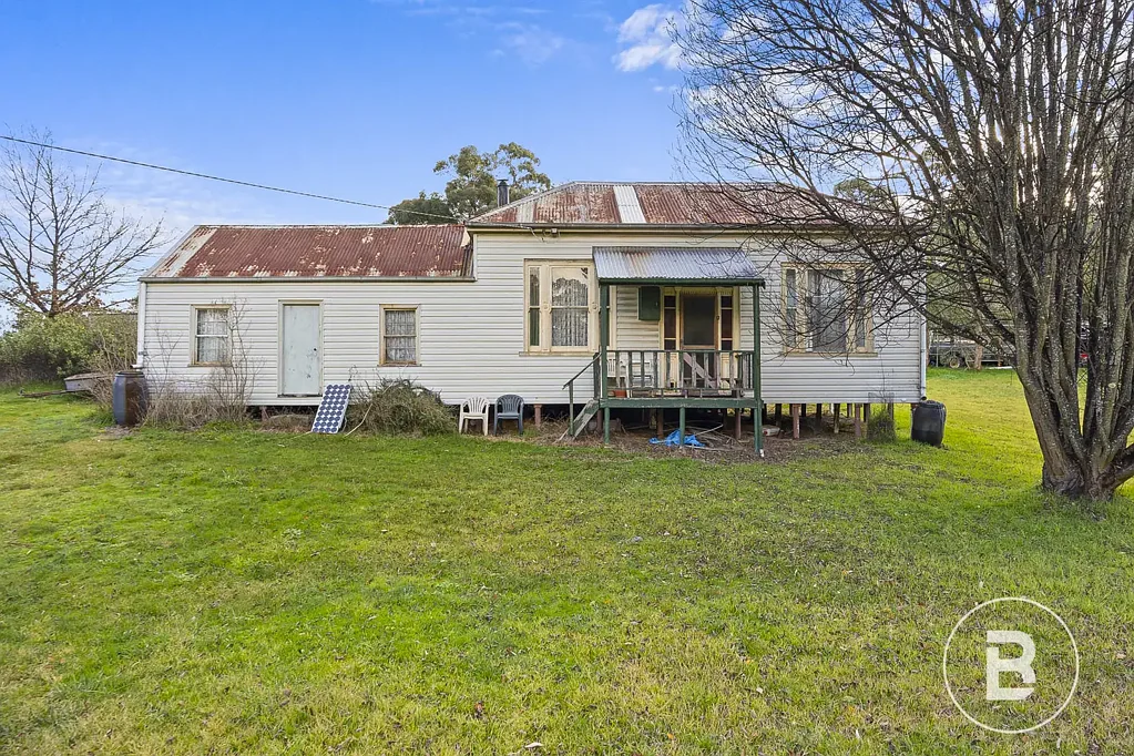 Linton 1ਬੈੱਡਰੂਮ HOME WITH LOTS OF POTENTIAL ON BIG BLOCK IN CENTRAL LINTON LOCATION