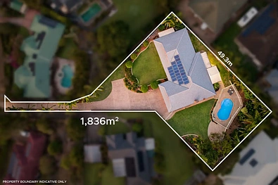 Forest Lake 4कमरा FIRST TIME OFFERED IN 34 YEARS - 1,836M² OF ELEVATED FAMILY LIVING