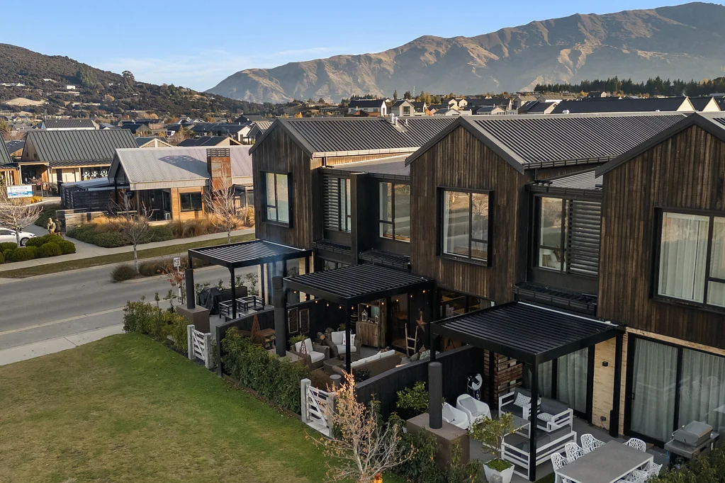 Wanaka 3 Bedroom Bellfield Lane living with year-round appeal