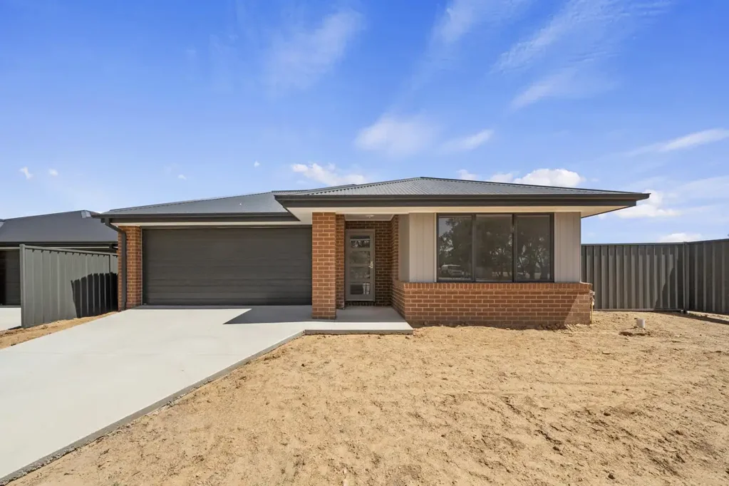 7 Sandstone Drive, Wangandary, VIC 3678