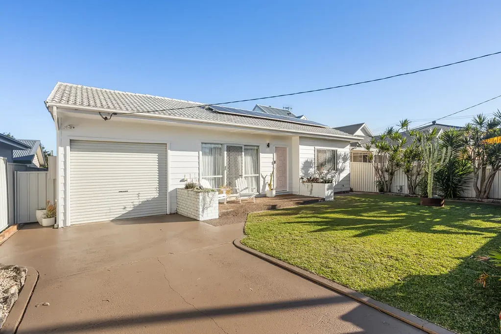 Toukley 4 Bedroom A Warm & Welcoming Home with Lifestyle Appeal