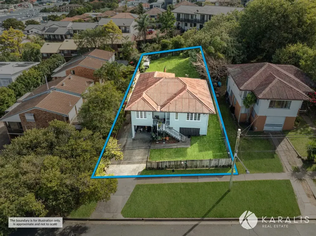 Mount Gravatt East 3 Bedroom RARE DUAL-INCOME QUEENSLANDER - TWO INCOMES - ONE TITLE - VALUE ADD POTENTIAL STCA