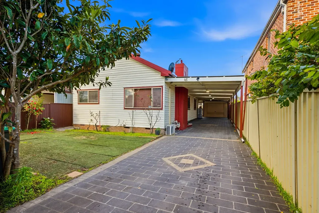 Auburn 5 Slaapkamer WELL PRESENTED HOME WITH GRANNY FLAT