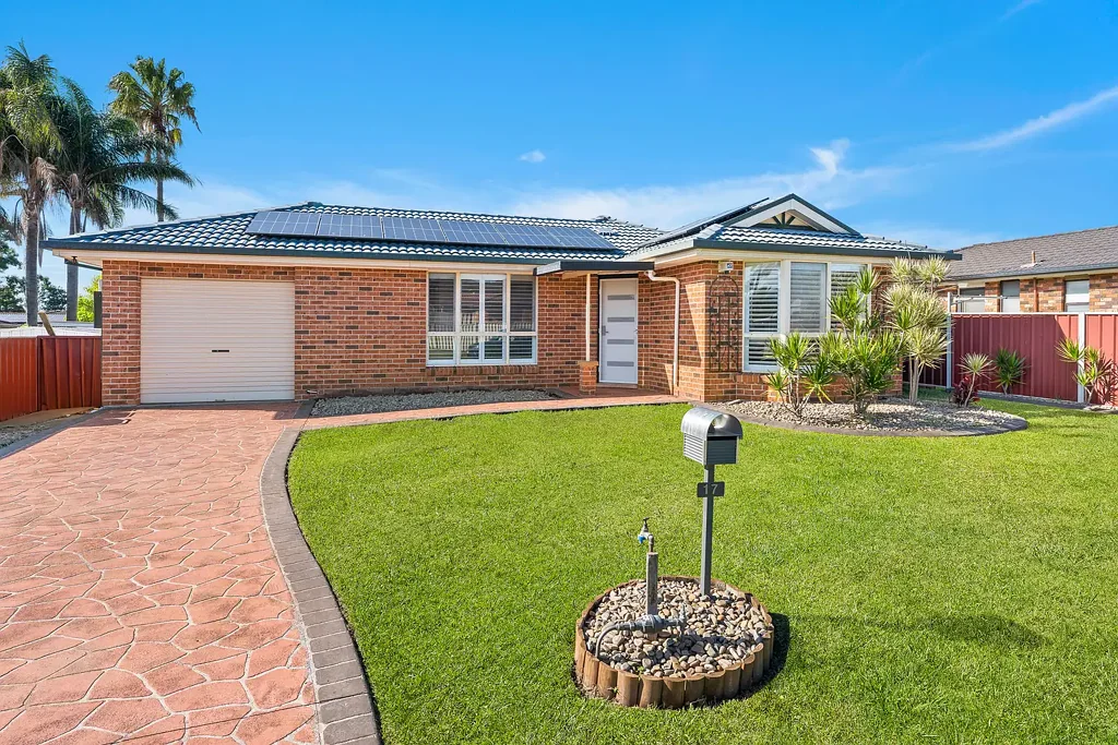 Albion Park Rail 3房  FULLY RENOVATED FAMILY LIVING