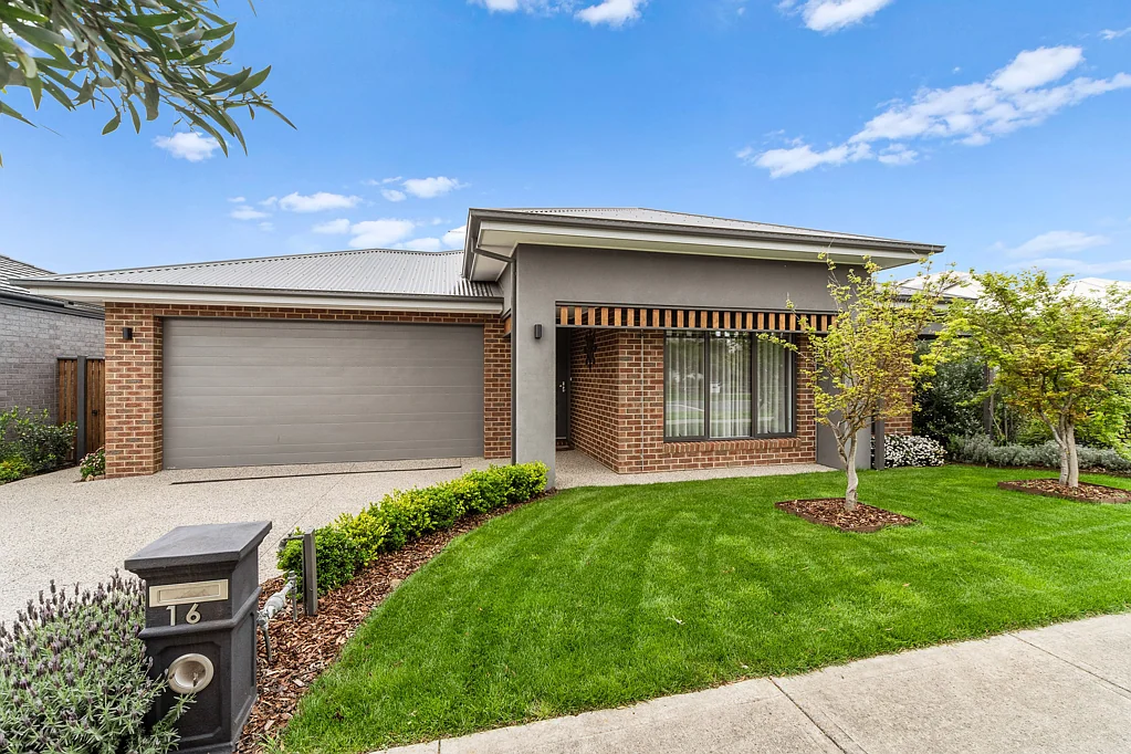 16 Celadon Grove, Botanic Ridge, VIC 3977