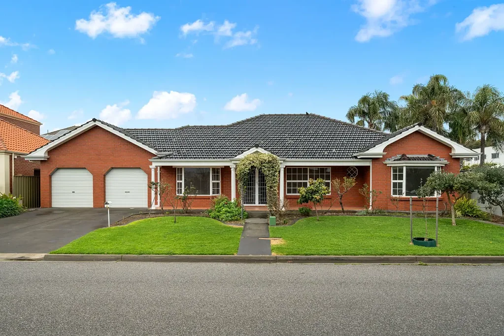 Fulham Gardens 3房  Wide-Block Living With Plenty Up Its Sleeve