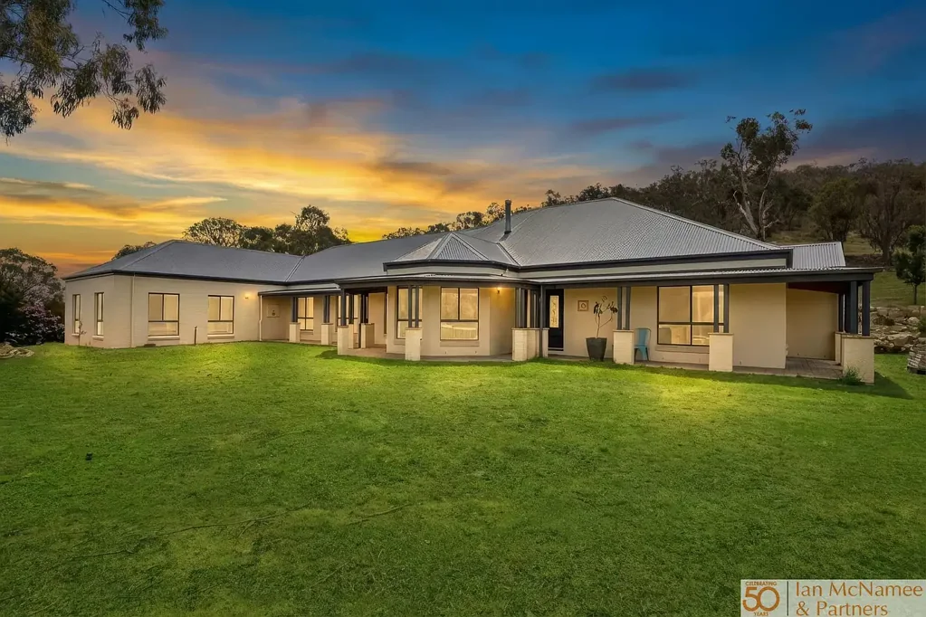 Googong 5房  Family Residential Rural Haven !