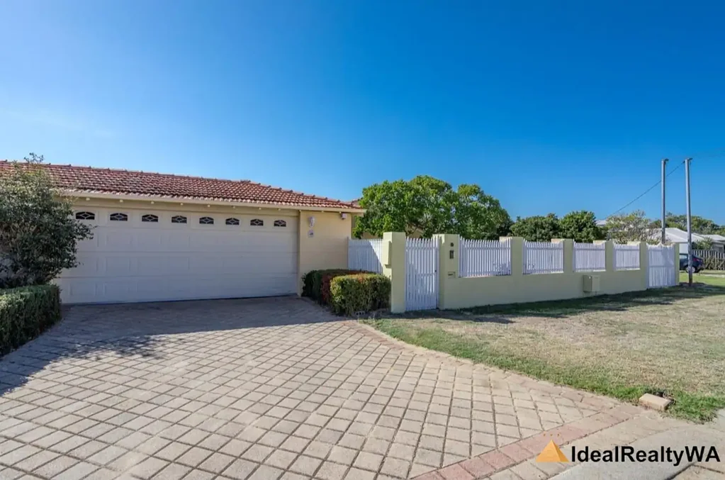 Beautifully family home for lease in Willetton's Senior High School Zone