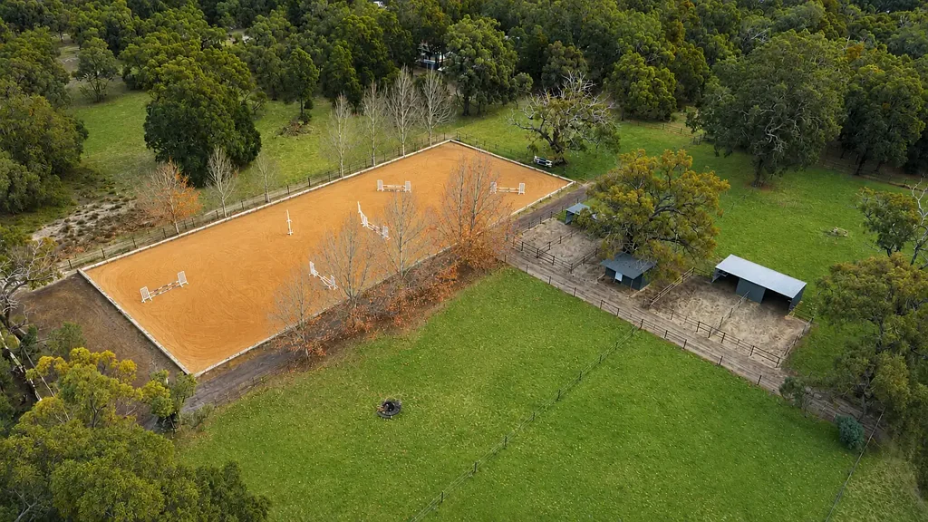 Bullsbrook 1 Slaapkamer Magical 9.36 Acres of Serenity, Sustainability & Endless Possibilities