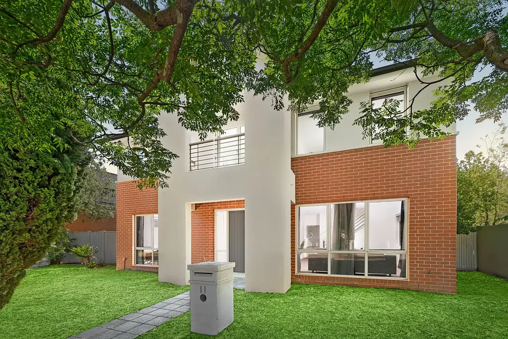11 St Andrews Drive, Heatherton, VIC 3202