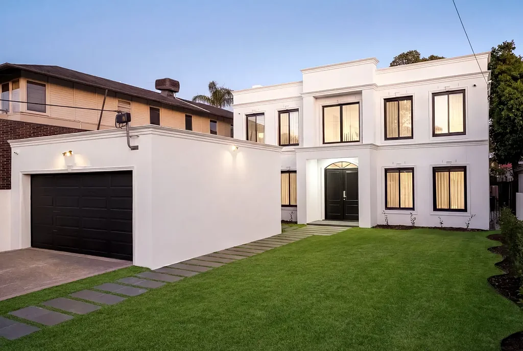 Prestigious Brighton Living in an Unrivalled Family Location