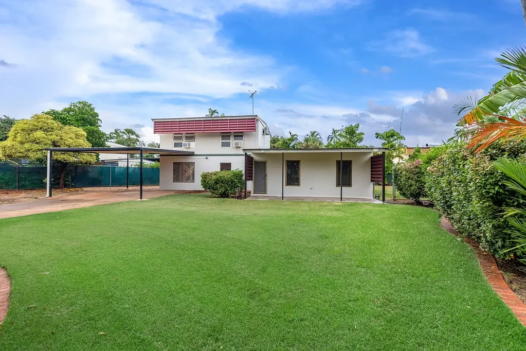 Anula 3Habitaciones Elevated house on spacious block in Anula