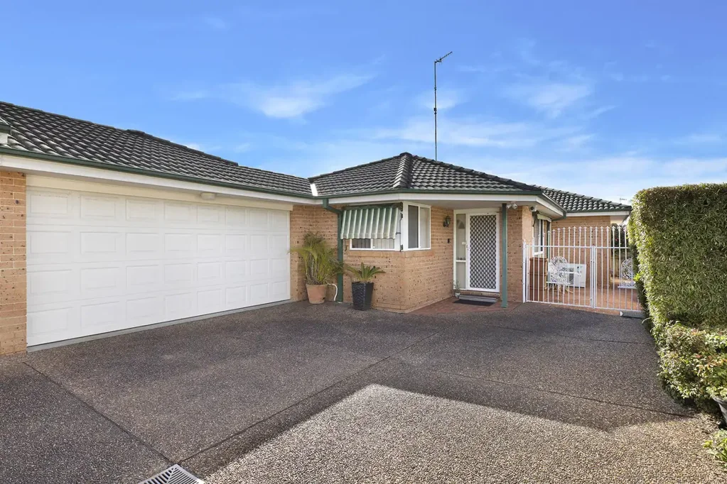 The Entrance 3房  Immaculate Torrens Title Duplex,  Moments to The Greens!