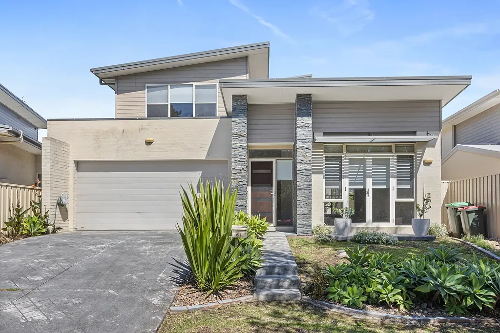 Spacious Family Home Opposite the Reserve