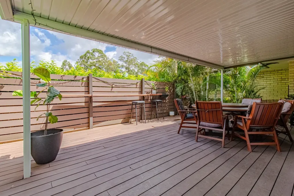 Spacious Family Home in Quiet Cul-de-sac – Prime Oxenford Location