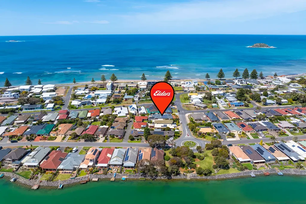10 Henry Street, Encounter Bay, SA 5211