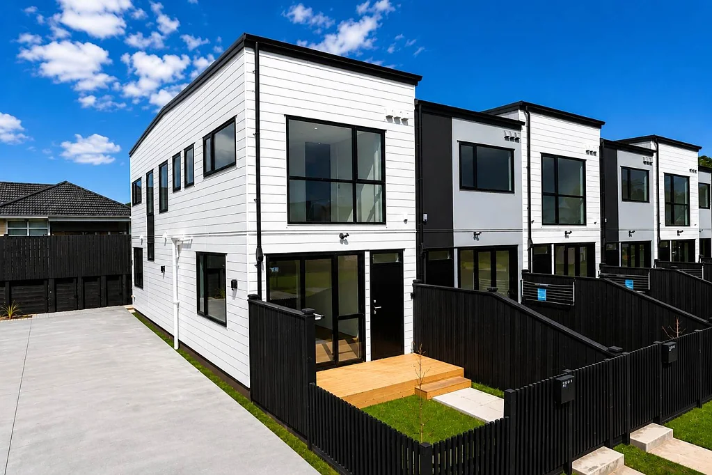 Mangere East 3Zimmer Brand-New Family Living in Heart of Mangere East