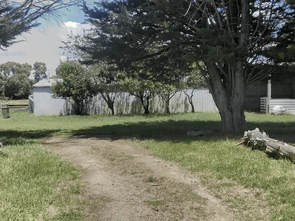 Bunyip Hobby farm 5.5 acres in Bunyip VIC