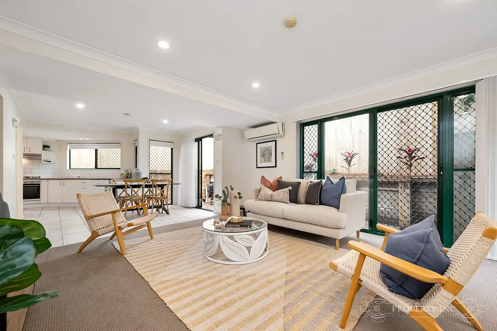 Fairfield 3 Bedroom Low-Maintenance Lifestyle, Over Looking Park Lands |No Body Corporate Fees