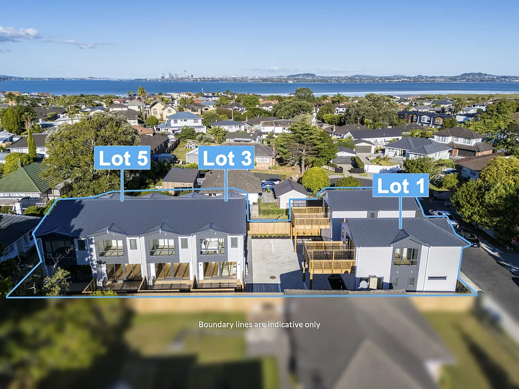Te Atatu Peninsula 3બેડરૂમ CCC & Titles Issued, Ready To Move In!