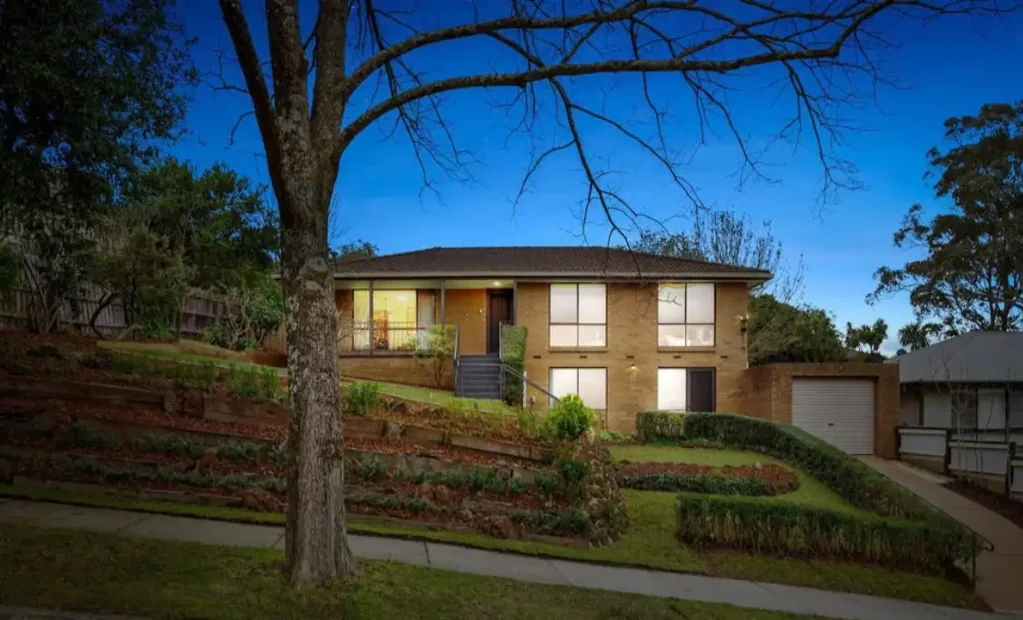 Three bedroom home including water usage