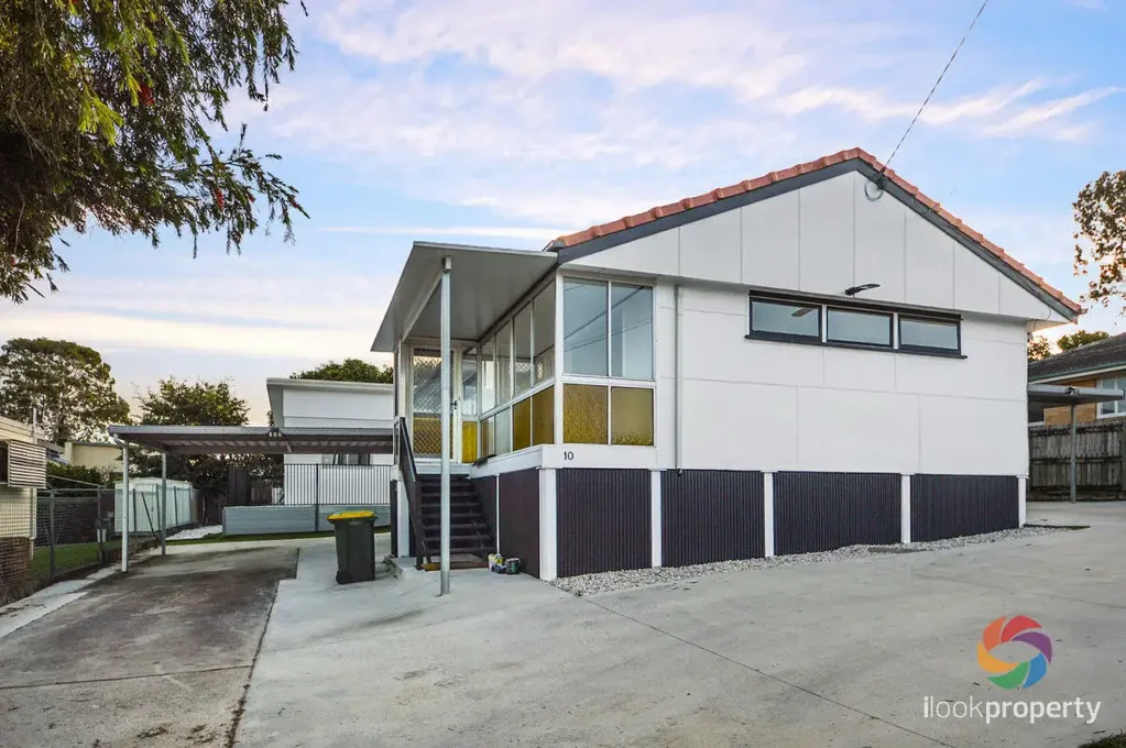 DUAL LIVING OPPORTUNITY – TWO HOMES, ONE ADDRESS!