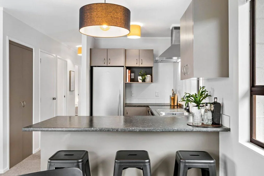 For Rent: 2-Bedroom Unit with Garage!