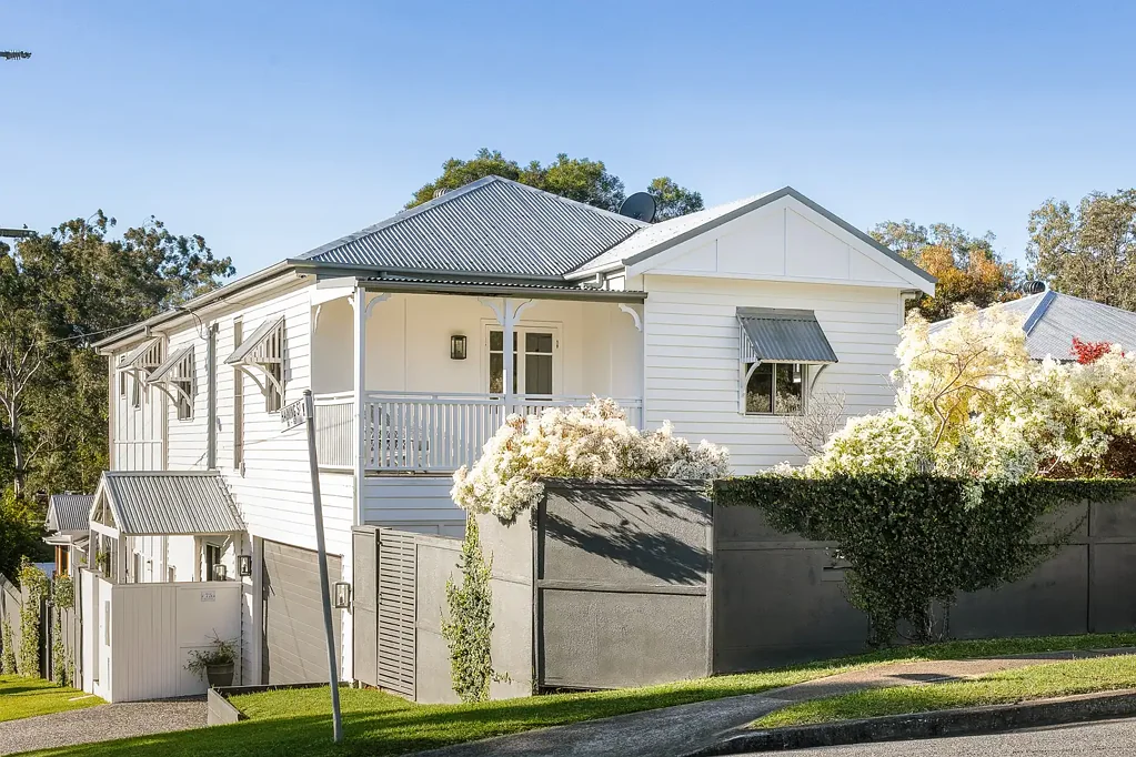 75 Main Avenue, Bardon, QLD 4065
