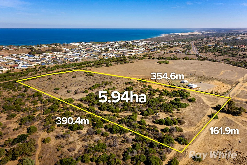 Glenfield Exceptional Lifestyle block and future investment