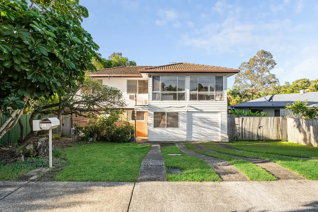 Rochedale South 3Zimmer MUST BE SOLD - Renovate or Build New