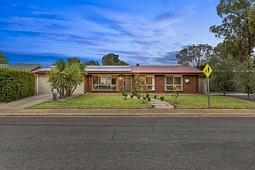 9 Springdale Avenue, Andrews Farm