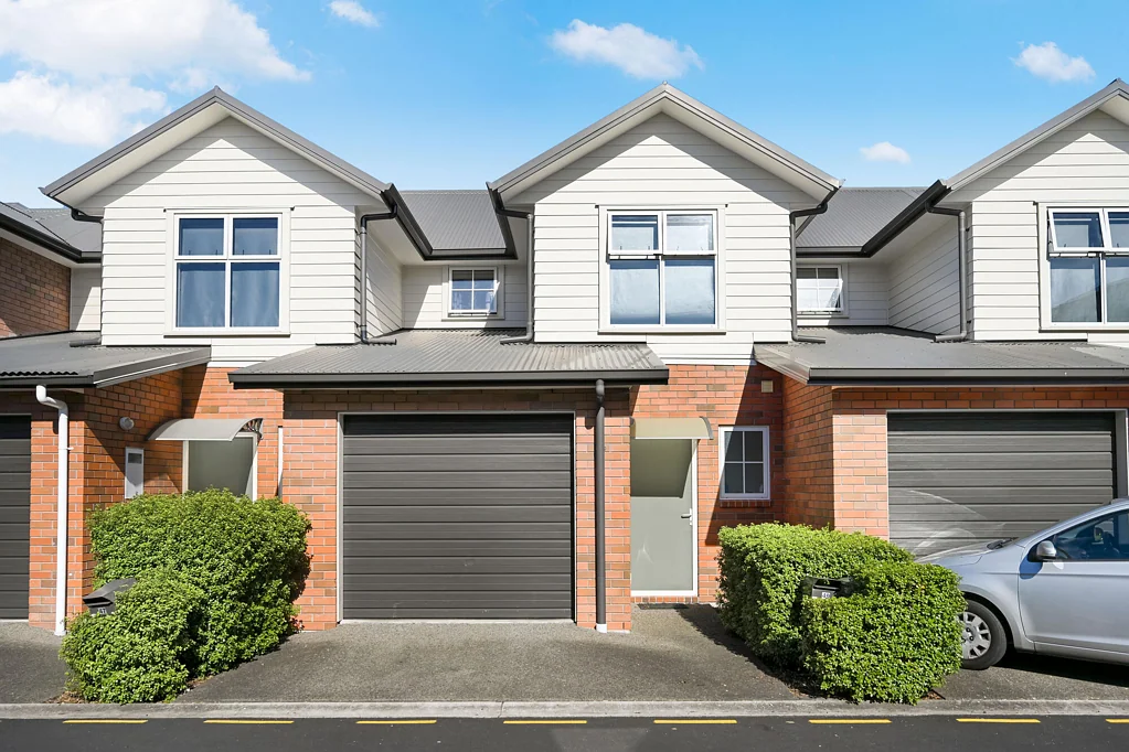 Hamilton East 3Zimmer Low Maintenance Living