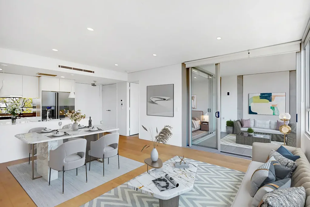 Rosebery 2Moenga Stylish 2-bedroom residence featuring a versatile study and 2 car spaces