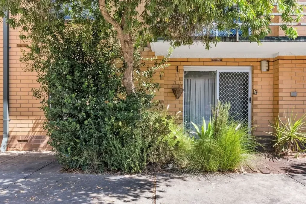 Leafy Parkside Living with a Private Courtyard & Unbeatable Convenience