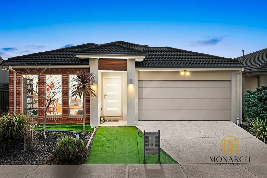 Point Cook 4房 Featherbrook Estate 中心宽敞的家庭生活 Spacious Family Living in the Heart of Featherbrook Estate