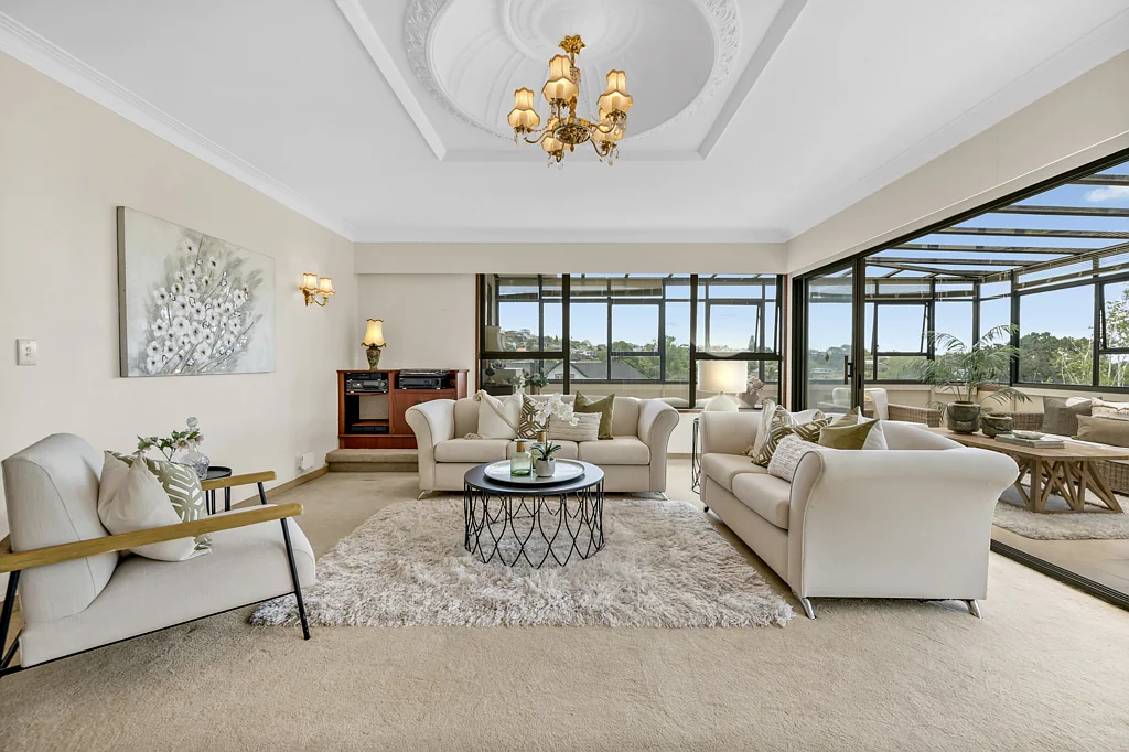 Mellons Bay 3部屋 31 Awaiting Its Next Chapter! 33 Just Sold!