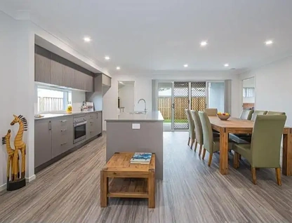 Address Withheld, Caboolture, QLD 4510, 4 ห้องนอน, 2 ห้องน้ำ, House