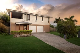 7 Marrinup Street, Upper Coomera