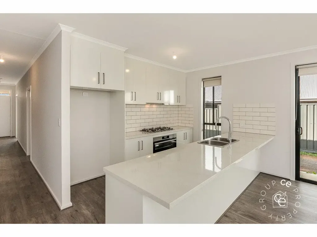 Stunning & Spacious, Brand New, Family Home