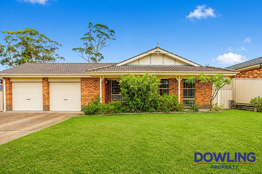 Medowie 3침실 Where Comfort, Space, and Family Living Come Together!