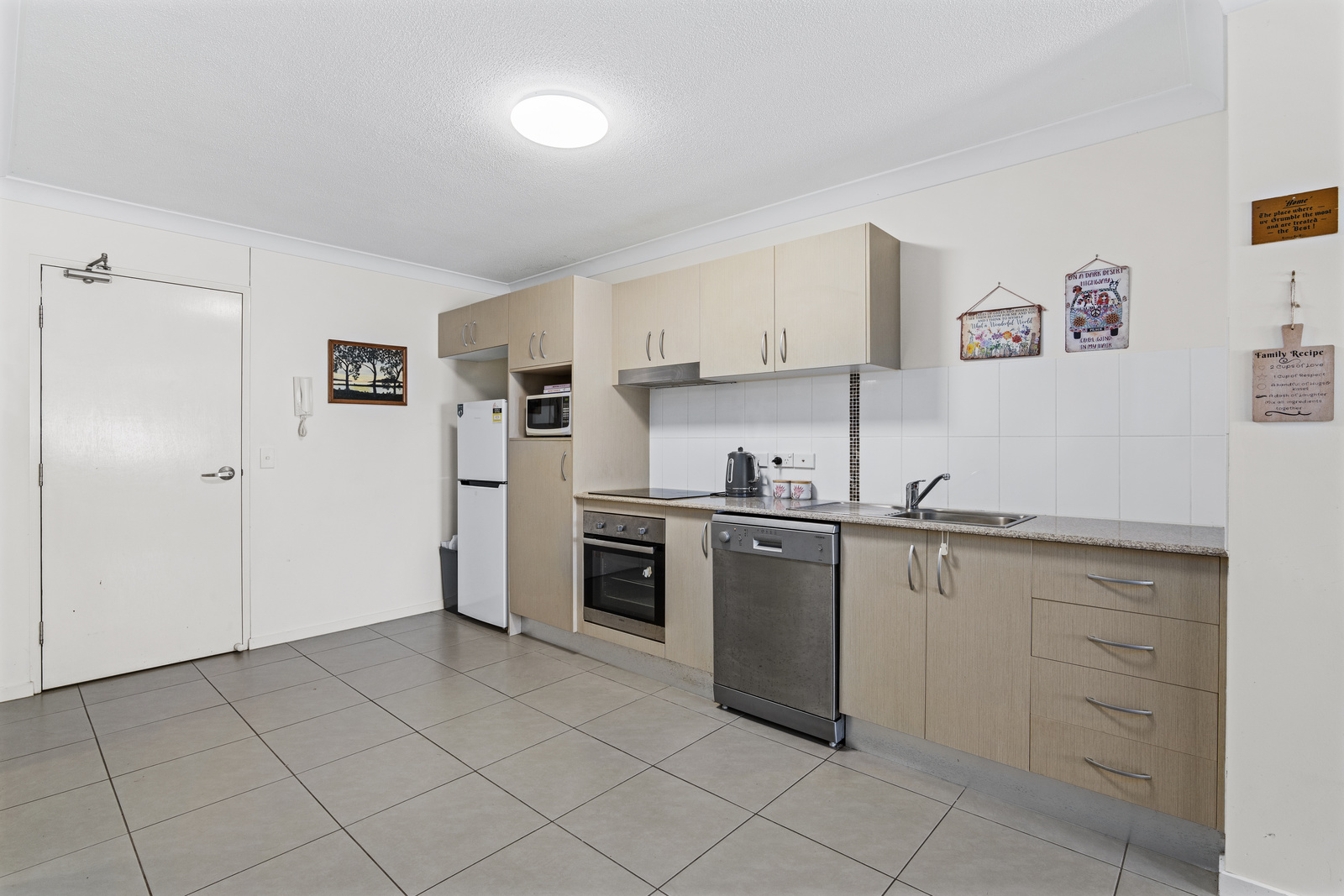 ACACIA WATERS UNIT 2 155-163 FRYAR RD, EAGLEBY QLD 4207, 0 Bedrooms, 0 Bathrooms, Unit